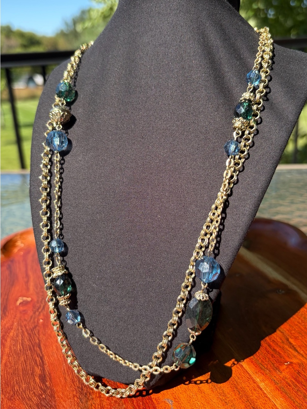 Vintage 1928 Jewelry Co Double Strand Blue Glass Bead Layered Necklace Gold Tone - Picture 7 of 9